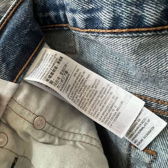 Levi's Men's Blue Five Pocket Distressed Denim Straight Leg Jeans Size 36X32 - Picture 11 of 15